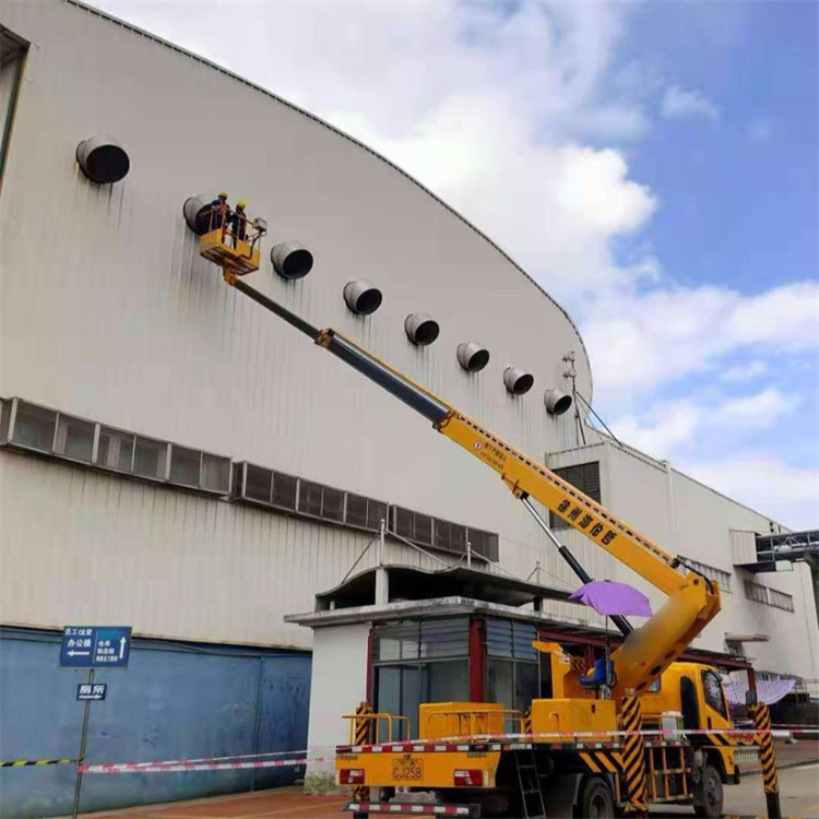 枫木镇高空作业车出租服务：专业广告牌安装解决方案