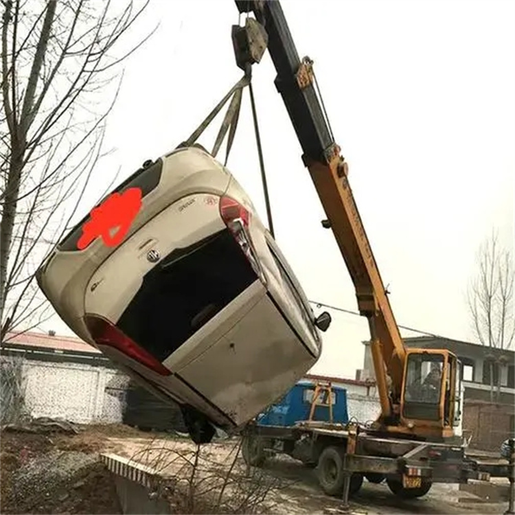 枫木镇随时待命，吊车24小时道路救援服务全解析